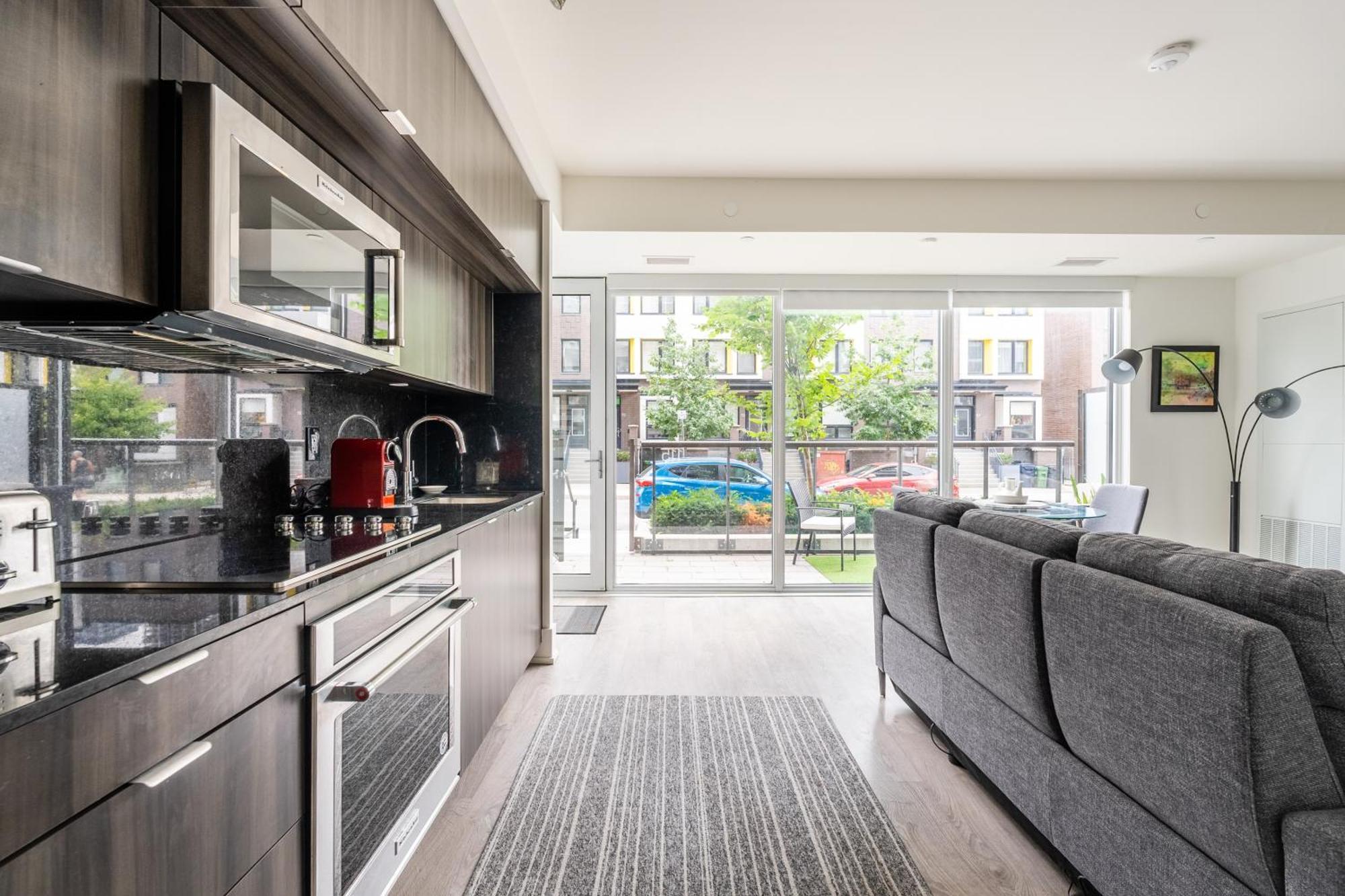 Spacious Corner Apartment Downtown Toronto Ngoại thất bức ảnh