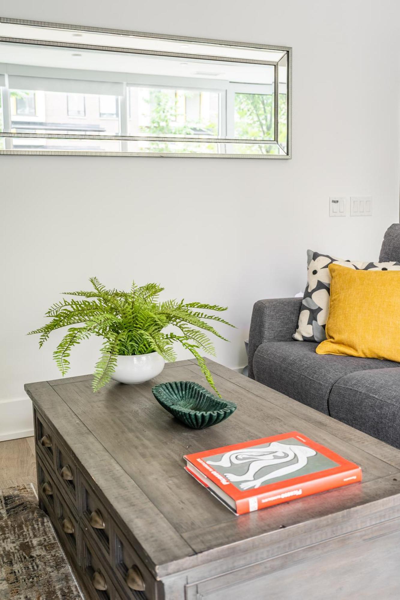 Spacious Corner Apartment Downtown Toronto Ngoại thất bức ảnh