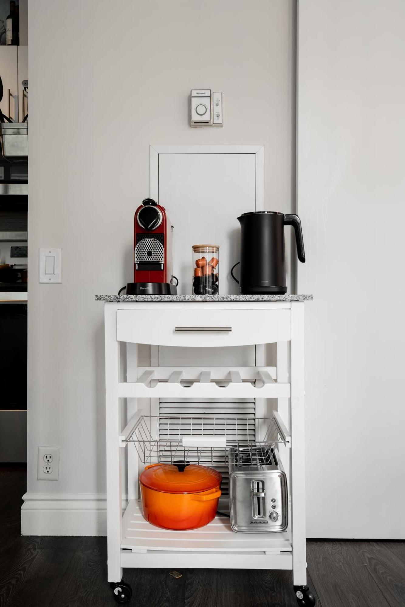 Spacious Corner Apartment Downtown Toronto Ngoại thất bức ảnh