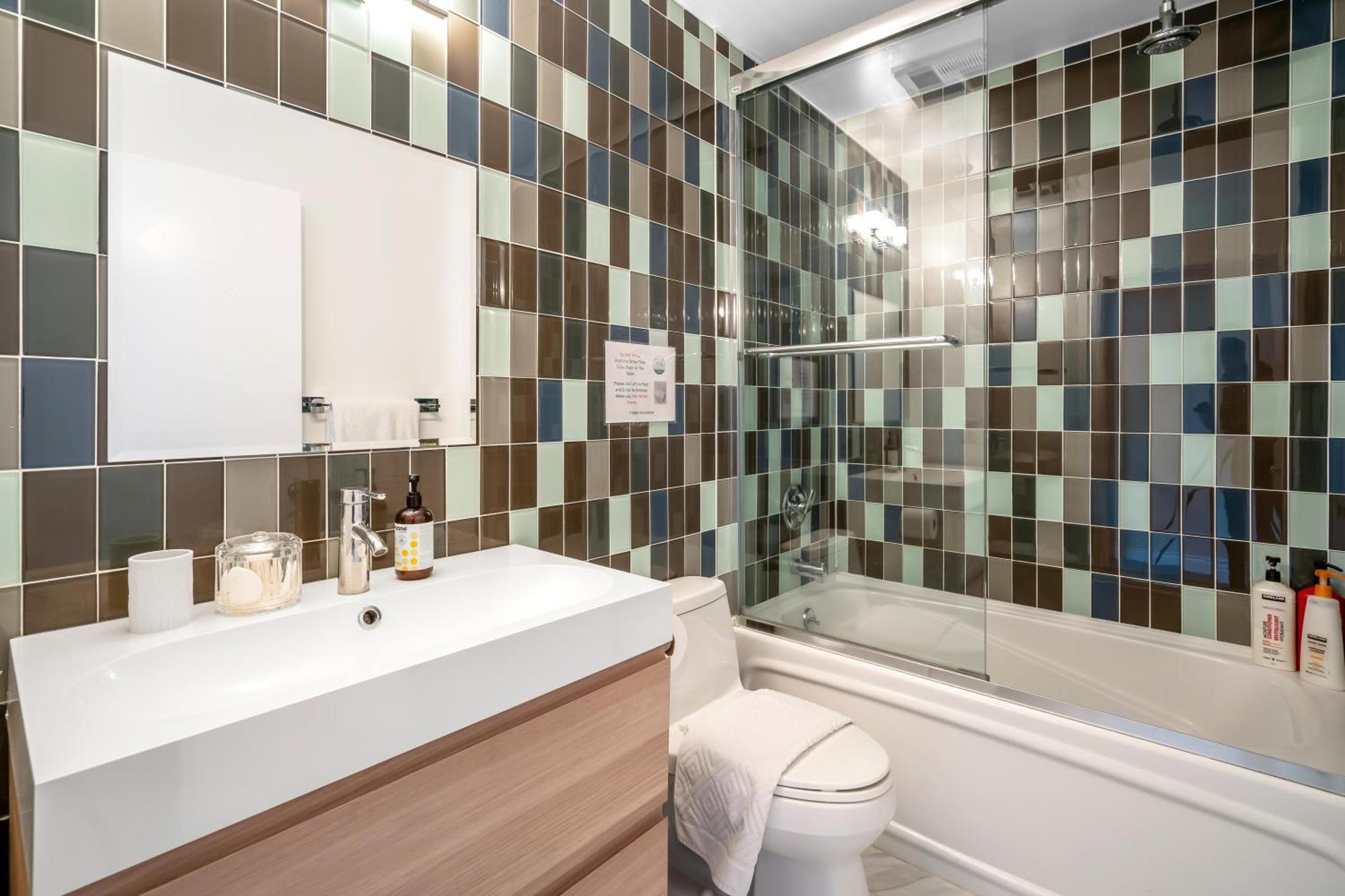 Spacious Corner Apartment Downtown Toronto Ngoại thất bức ảnh